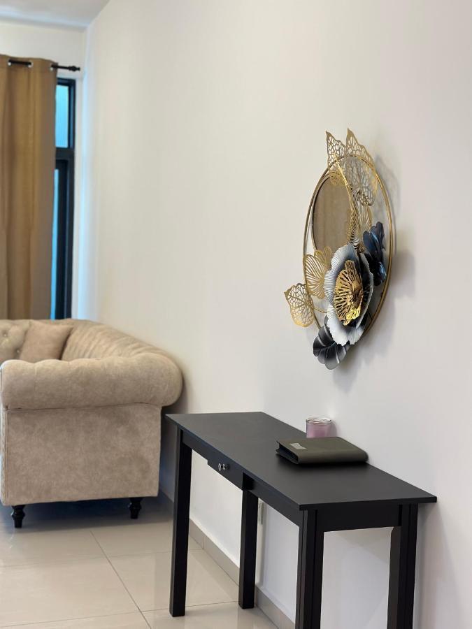 Klcc Kampung Baru Cottage - Homestay Kuala Lumpur Luaran gambar